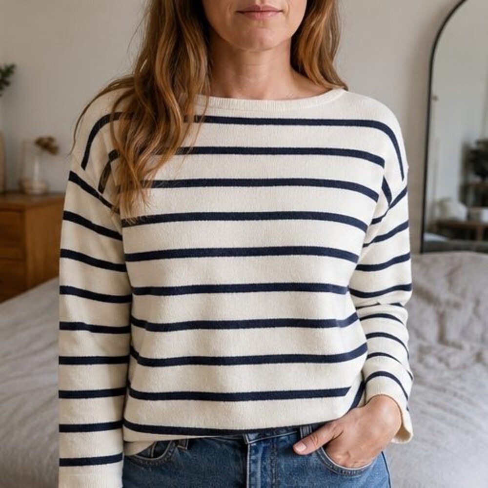 Gray Button Blouse - Picture 2 of 6